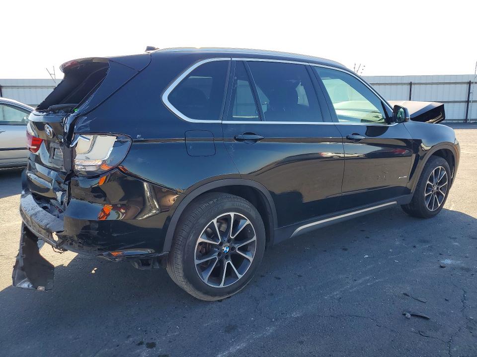 54201226 :رقم المزاد ، 5UXKR0C53J0X86477 vin ، 2018 Bmw X5 مزاد بيع