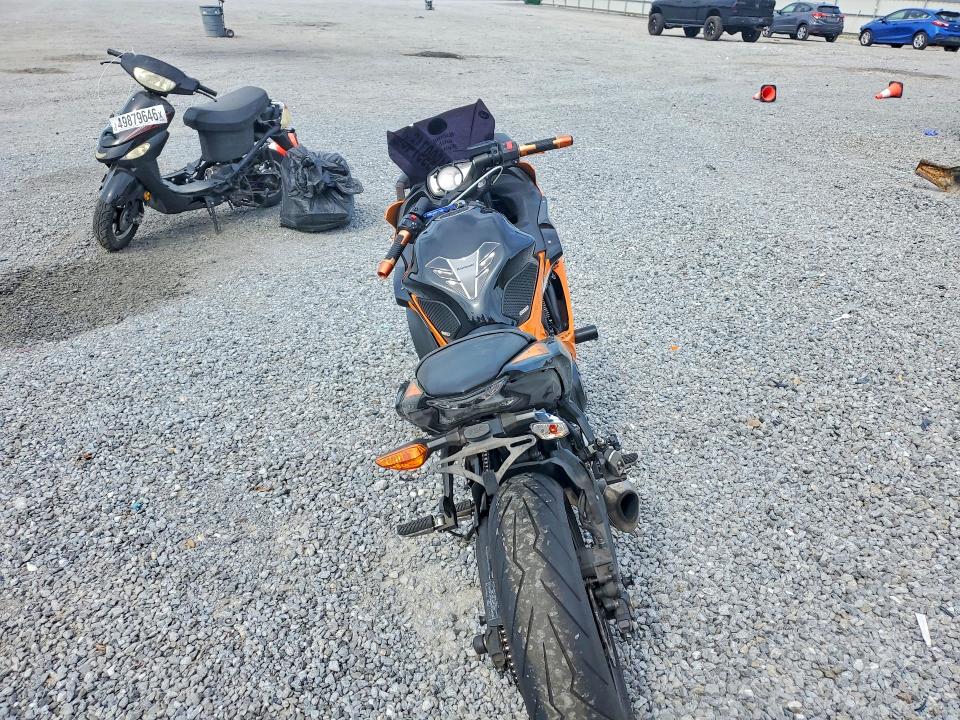 51999746 :رقم المزاد ، JKAEXEK13KDA30624 vin ، 2019 Kawasaki Ex650 مزاد بيع