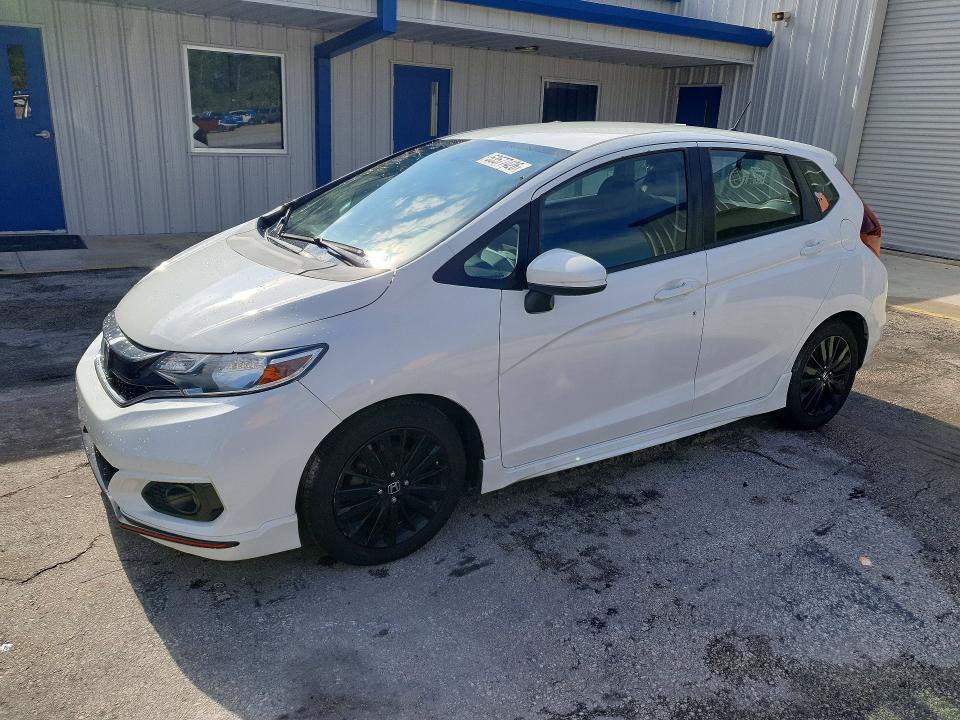 53577426 :رقم المزاد ، 3HGGK5G60JM706790 vin ، 2018 Honda Fit مزاد بيع