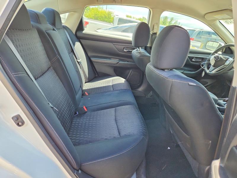 53949126 :رقم المزاد ، 1N4AL3AP8GN352500 vin ، 2016 Nissan Altima مزاد بيع