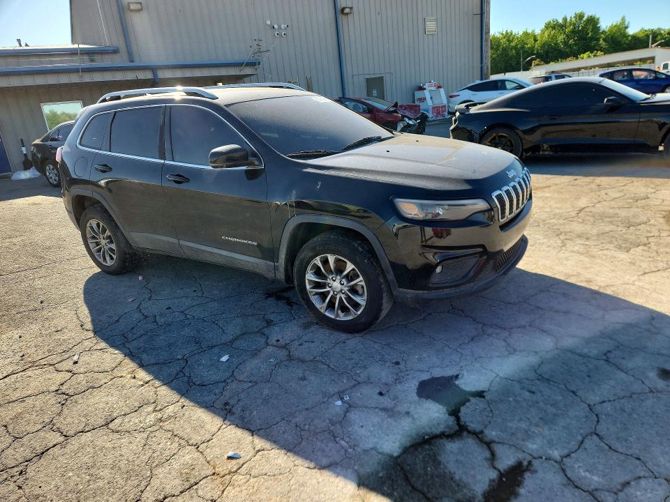 53706396 :رقم المزاد ، 1C4PJMLB6KD341253 vin ، 2019 Jeep Cherokee مزاد بيع