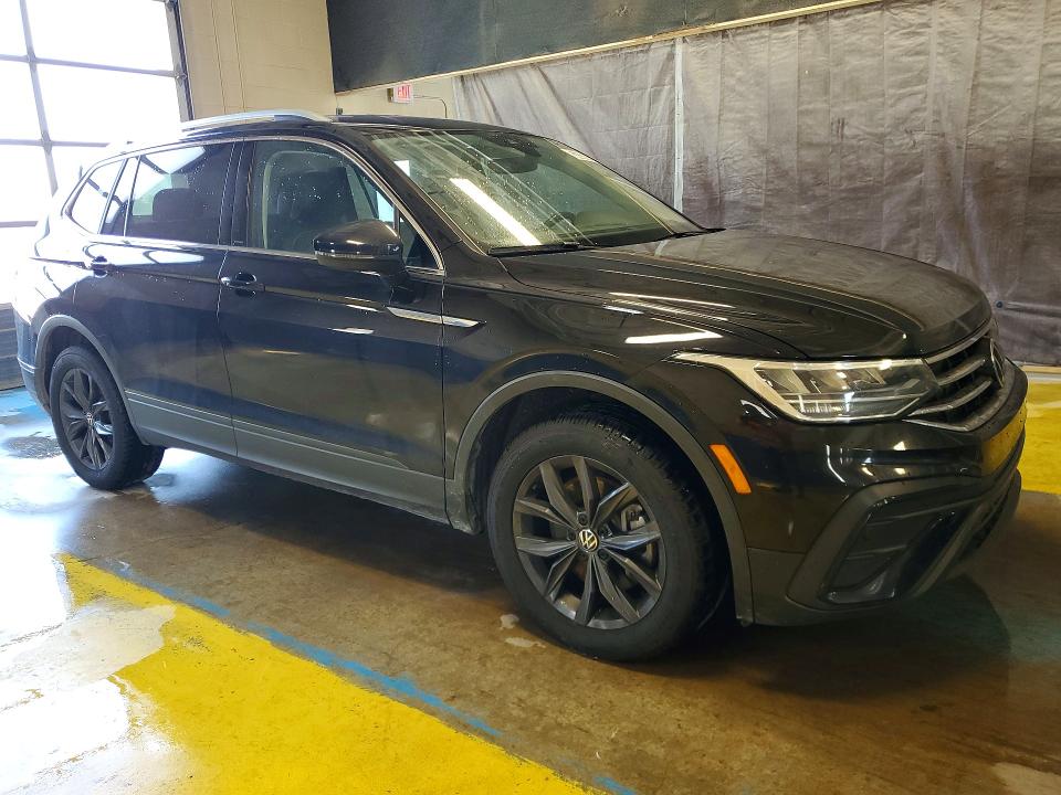 Продажа на аукционе авто 2023 Volkswagen Tiguan, vin: 3VV2B7AX9PM053375, номер лота: 53533516