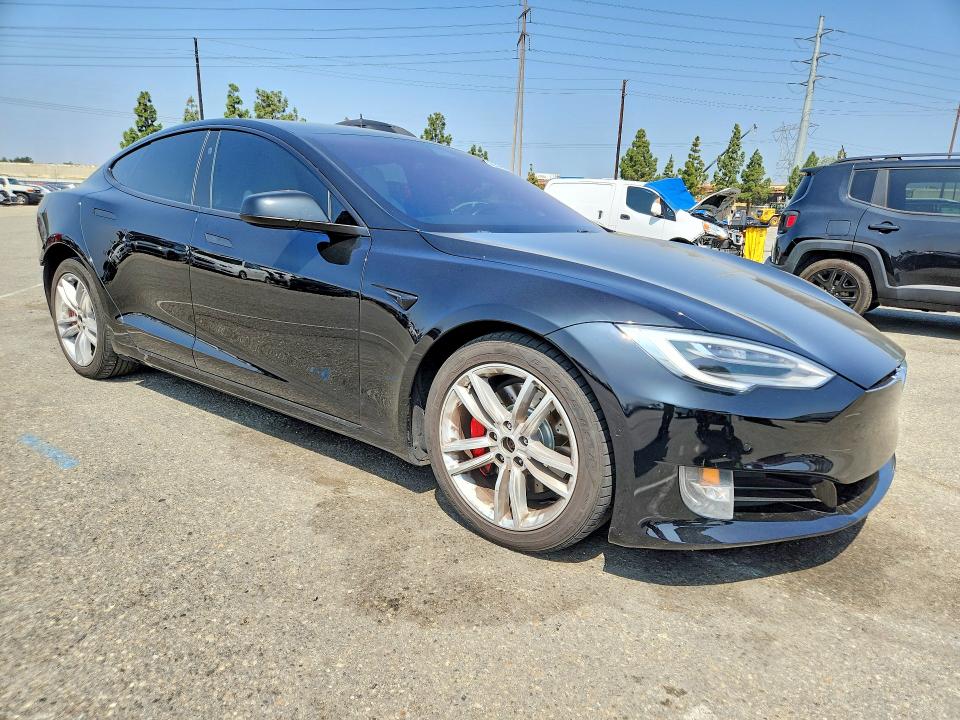2019 Tesla Model S მანქანა იყიდება აუქციონზე, vin: 5YJSA1E20KF331817, აუქციონის ნომერი: 52554696