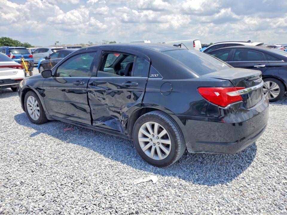 Продажа на аукционе авто 2013 Chrysler 200, vin: 1C3CCBBB8DN713823, номер лота: 53063756