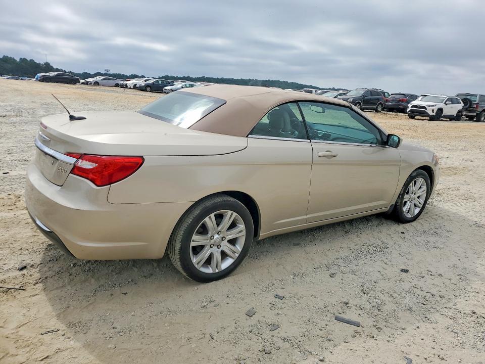 Продажа на аукционе авто 2013 Chrysler 200, vin: 1C3BCBEG8DN574540, номер лота: 53903066