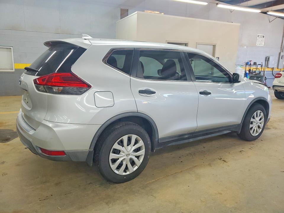 Продаж на аукціоні авто 2017 Nissan Rogue, vin: KNMAT2MT5HP537638, номер лоту: 54198286