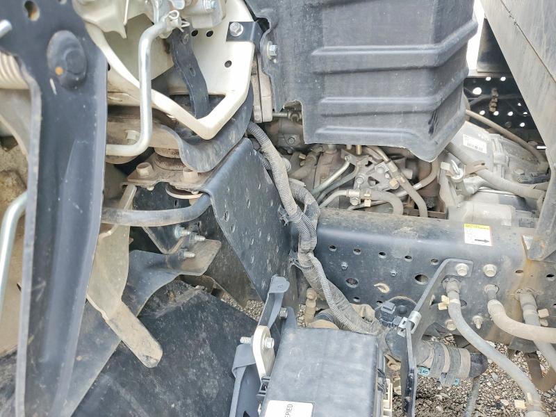 54490626 :رقم المزاد ، JALC4W167R7K02215 vin ، 2024 Isuzu Npr Xd مزاد بيع