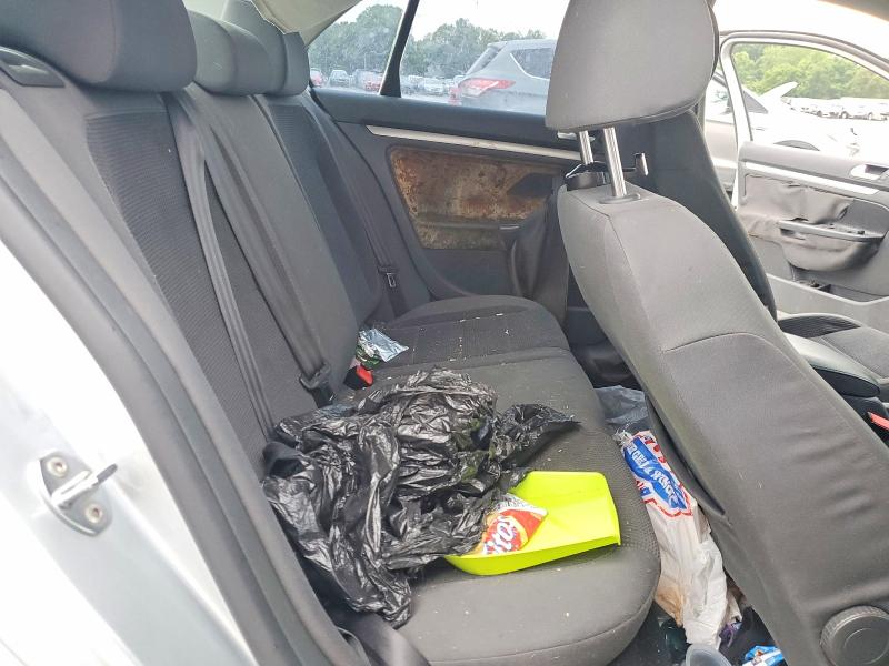 53040266 :رقم المزاد ، 3VWJM71K58M131738 vin ، 2008 Volkswagen Jetta مزاد بيع