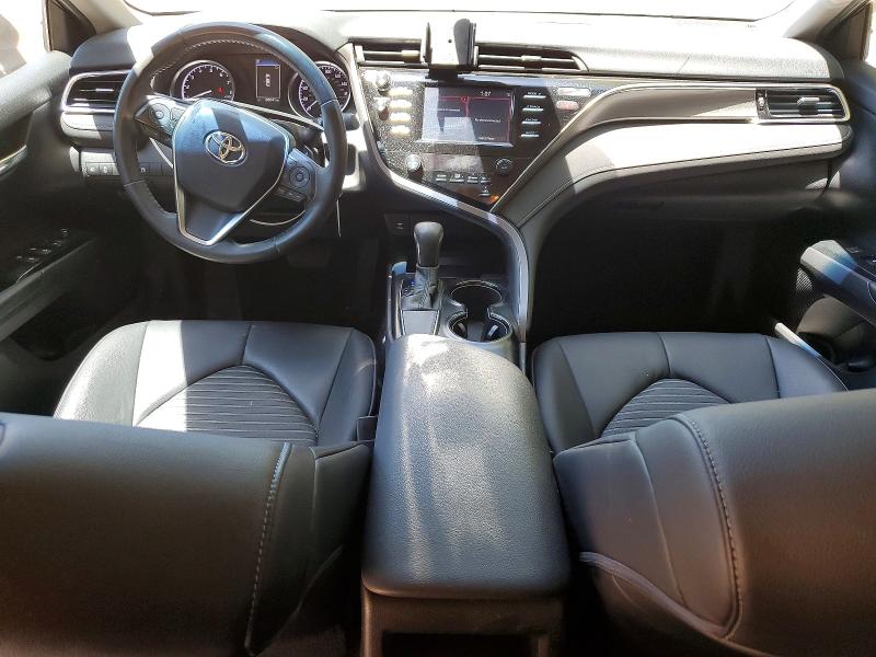 53659206 :رقم المزاد ، 4T1B11HK9JU516137 vin ، 2018 Toyota Camry مزاد بيع