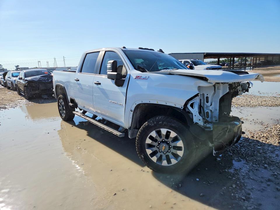 Продажа на аукционе авто 2025 Chevrolet Silverado, vin: 1GC4KME79SF366290, номер лота: 52748716