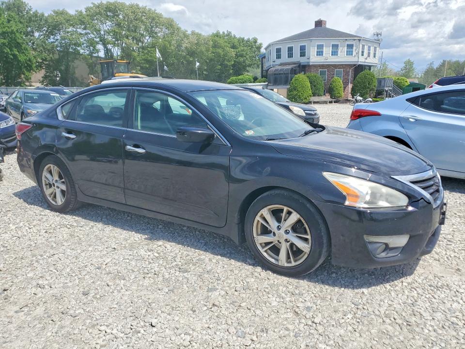 2015 Nissan Altima მანქანა იყიდება აუქციონზე, vin: 1N4AL3AP7FC144800, აუქციონის ნომერი: 55609986