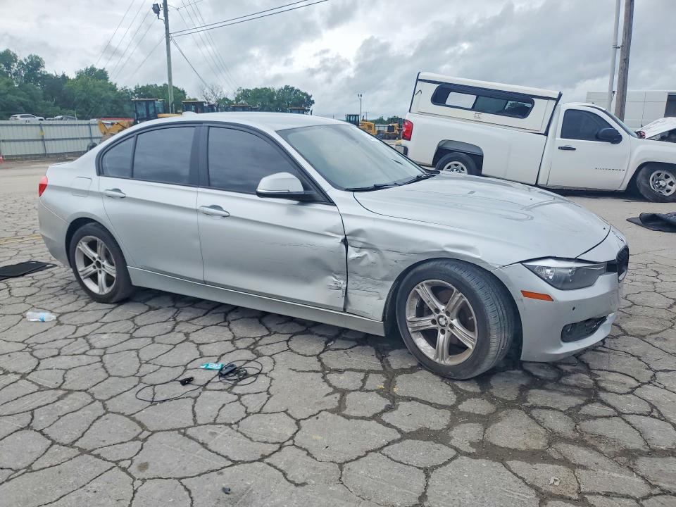54441626 :رقم المزاد ، WBA3C3C59EP662099 vin ، 2014 Bmw 320 مزاد بيع