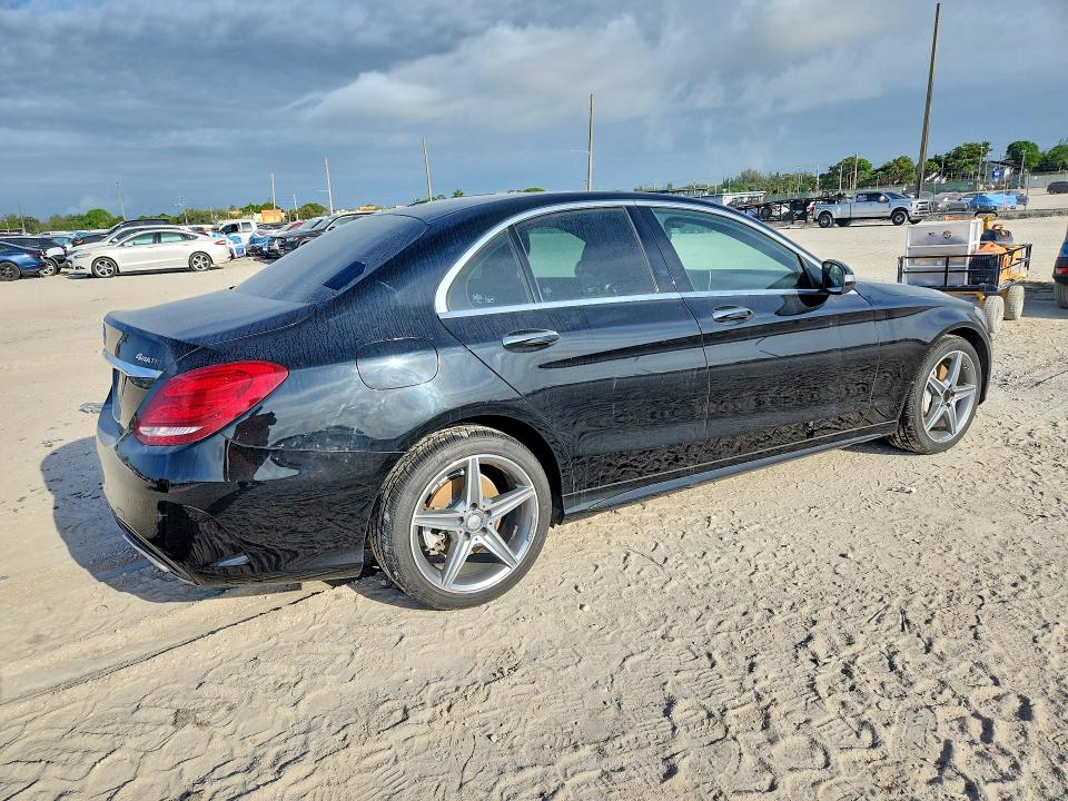 Продажа на аукционе авто 2015 Mercedes-benz C, vin: 55SWF6GB6FU032379, номер лота: 53165776