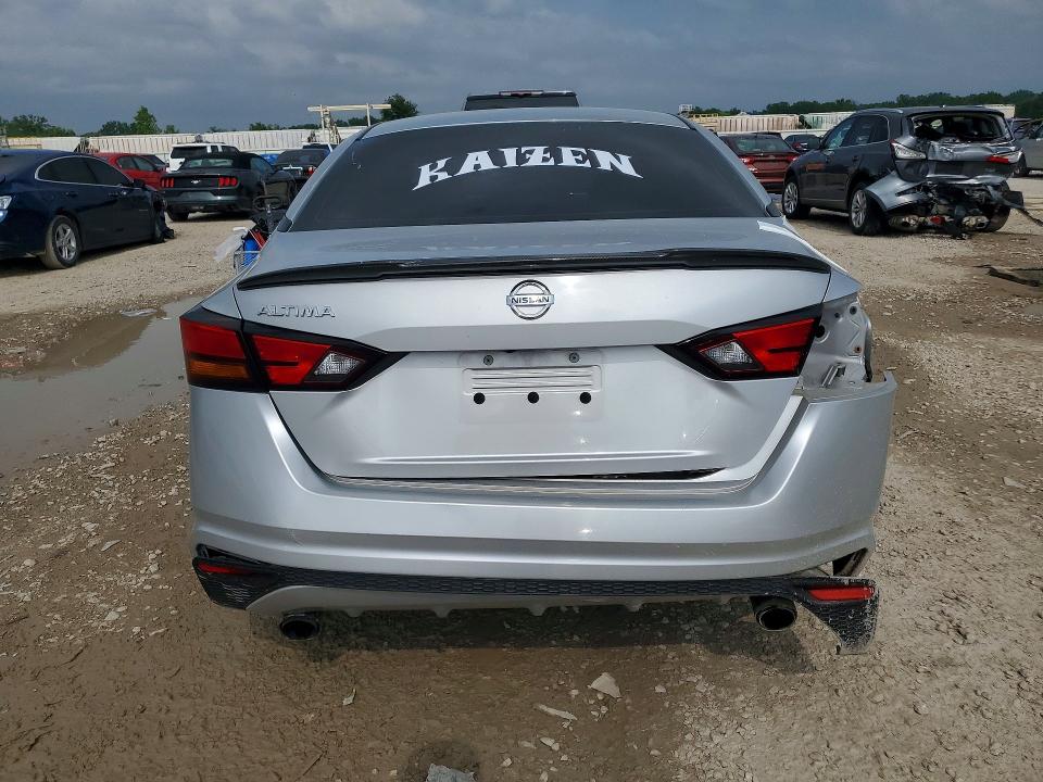 53809896 :رقم المزاد ، 1N4BL4BV3NN326973 vin ، 2022 Nissan Altima مزاد بيع