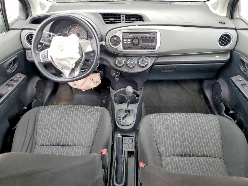 54557526 :رقم المزاد ، VNKKTUD32EA009822 vin ، 2014 Toyota Yaris مزاد بيع