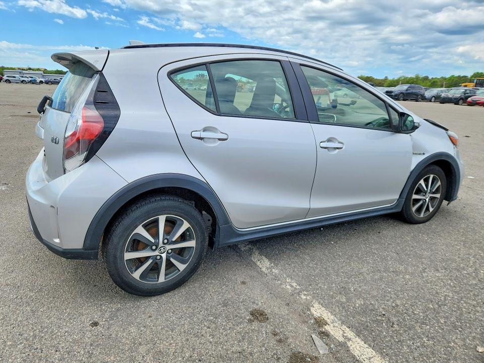 2018 Toyota Prius C მანქანა იყიდება აუქციონზე, vin: JTDKDTB35J1610431, აუქციონის ნომერი: 54637626