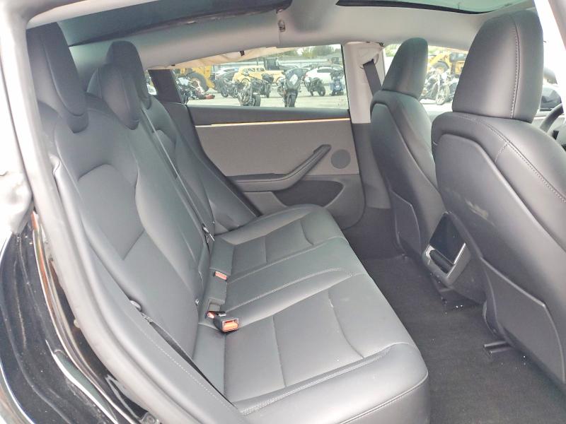 52932516 :رقم المزاد ، 5YJ3E1EA3SF983637 vin ، 2025 Tesla Model 3 مزاد بيع