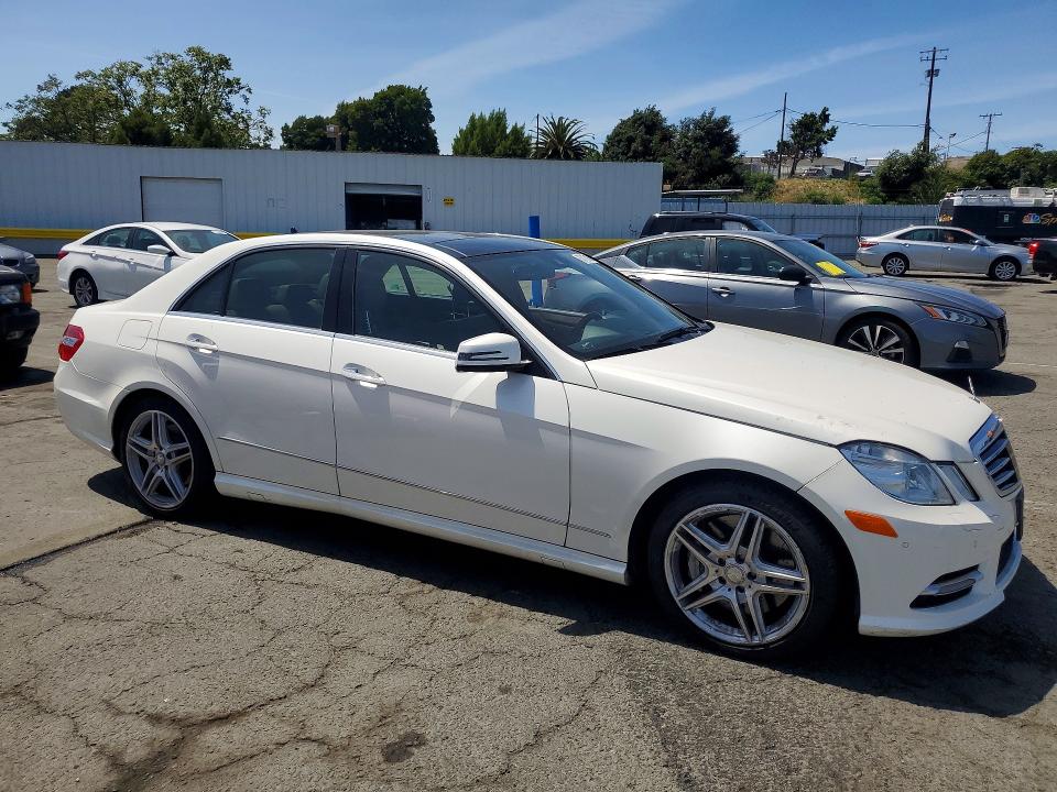 53115186 :رقم المزاد ، WDDHF9BBXDA728676 vin ، 2013 Mercedes-benz E مزاد بيع
