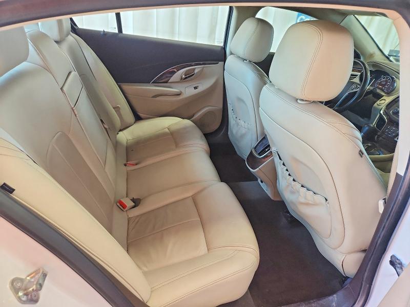 Продажа на аукционе авто 2015 Buick Lacrosse, vin: 1G4GB5G32FF149372, номер лота: 54690556