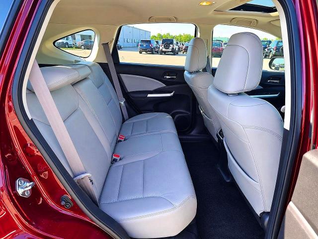 55119736 :رقم المزاد ، 2HKRM4H7XFH645349 vin ، 2015 Honda Cr-v مزاد بيع