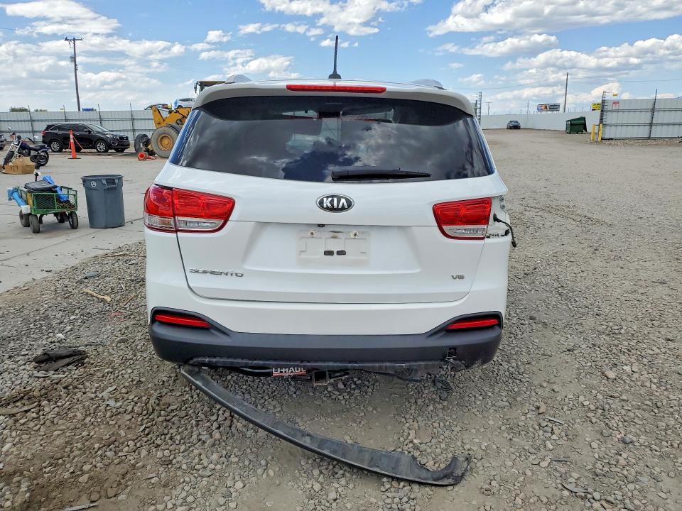 55068176 :رقم المزاد ، 5XYPGDA59HG197347 vin ، 2017 Kia Sorento مزاد بيع