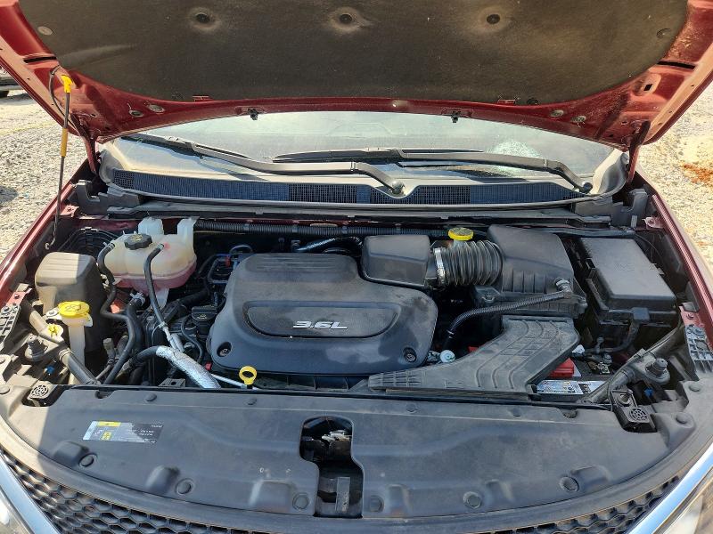 53783016 :رقم المزاد ، 2C4RC1BG8JR128685 vin ، 2018 Chrysler Pacifica مزاد بيع