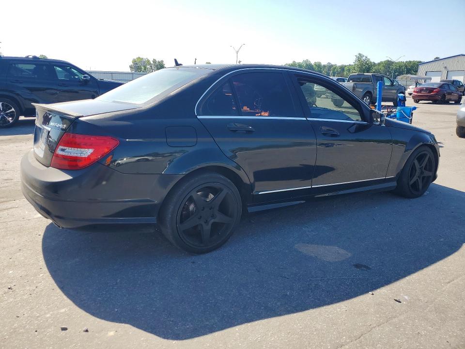 54149646 :رقم المزاد ، WDDGF5EB5AA392432 vin ، 2010 Mercedes-benz C مزاد بيع