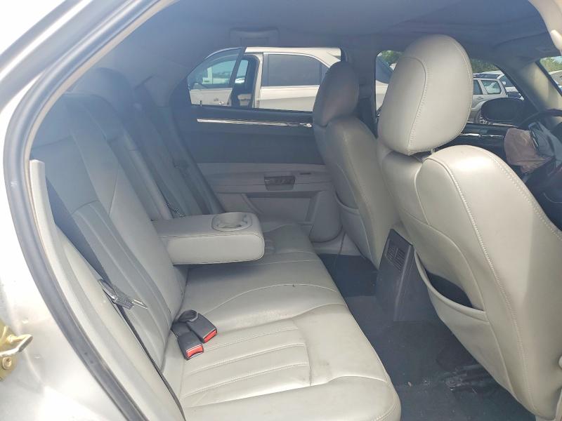52381026 :رقم المزاد ، 2C3KA63H97H637604 vin ، 2007 Chrysler 300c مزاد بيع