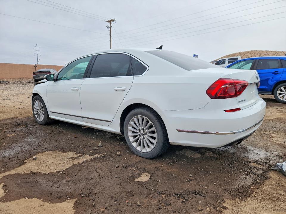 Продажа на аукционе авто 2017 Volkswagen Passat, vin: 1VWBT7A34HC017330, номер лота: 48711806