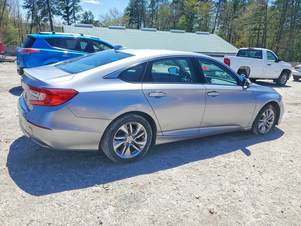 52530326 :رقم المزاد ، 1HGCV1F19JA156765 vin ، 2018 Honda Accord مزاد بيع