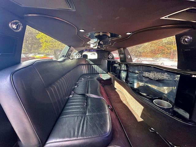 Aukcja sprzedaży 2005 Lincoln Town Car, vin: 1L1FM88W85Y654529, numer aukcji: 52792196