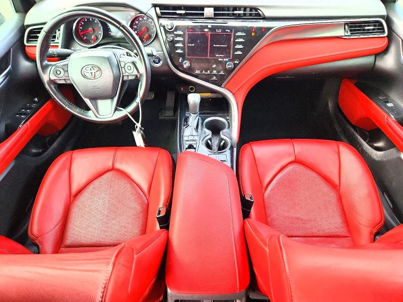 55052966 :رقم المزاد ، 4T1BZ1HK1KU026799 vin ، 2019 Toyota Camry مزاد بيع