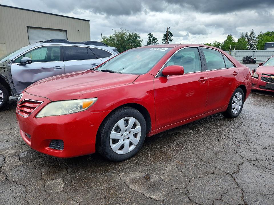 2010 Toyota Camry მანქანა იყიდება აუქციონზე, vin: 4T1BF3EK6AU080994, აუქციონის ნომერი: 52754076