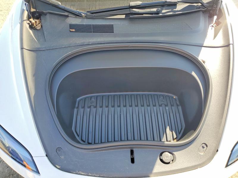 2025 Tesla Model 3 მანქანა იყიდება აუქციონზე, vin: 5YJ3E1EAXSF046462, აუქციონის ნომერი: 51888166