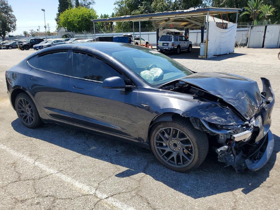 2025 Tesla Model 3 მანქანა იყიდება აუქციონზე, vin: 5YJ3E1EA0SF985376, აუქციონის ნომერი: 53667266