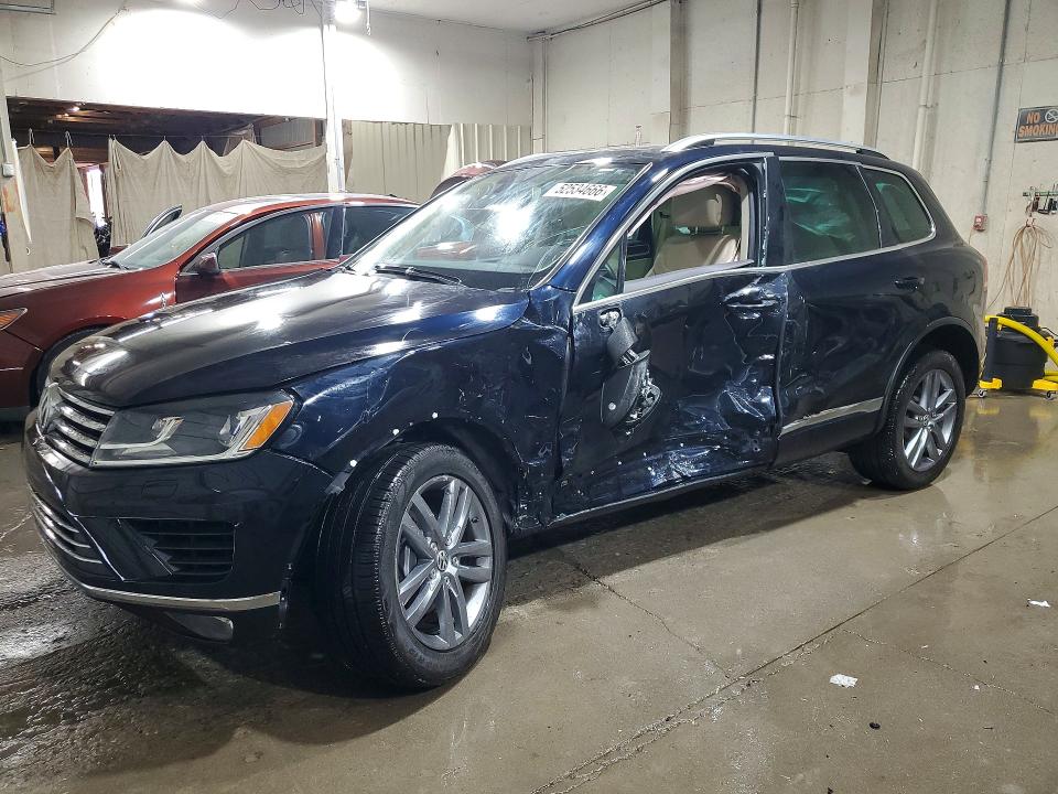 Aukcja sprzedaży 2015 Volkswagen Touareg, vin: WVGEF9BP4FD002222, numer aukcji: 52534666