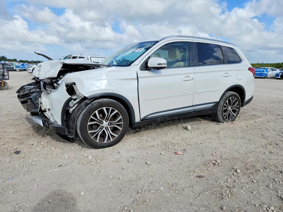 Продаж на аукціоні авто 2018 Mitsubishi Outlander, vin: JA4AD3A35JZ026698, номер лоту: 54753116