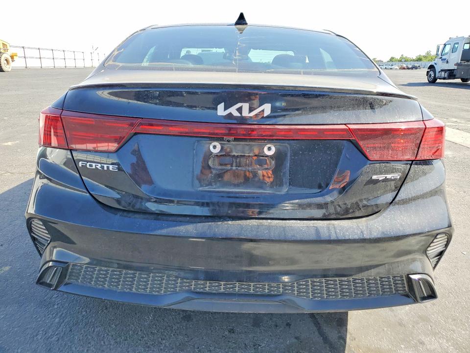 54160006 :رقم المزاد ، 3KPF54AD5NE502134 vin ، 2022 Kia Forte مزاد بيع