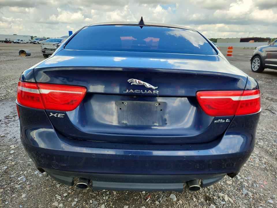 Продажа на аукционе авто 2018 Jaguar Xe, vin: SAJAD4FX4JCP34355, номер лота: 54763596