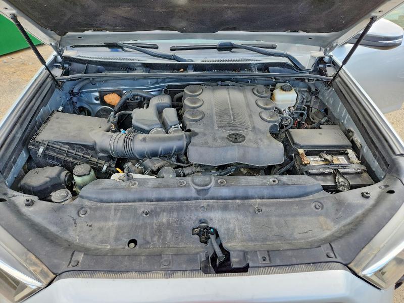 52952496 :رقم المزاد ، JTEBU5JR0F5239563 vin ، 2015 Toyota 4runner مزاد بيع