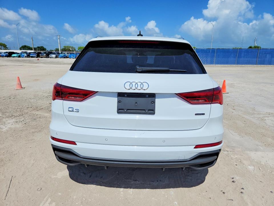 2024 Audi Q3 მანქანა იყიდება აუქციონზე, vin: WA1DECF35R1117113, აუქციონის ნომერი: 54943156