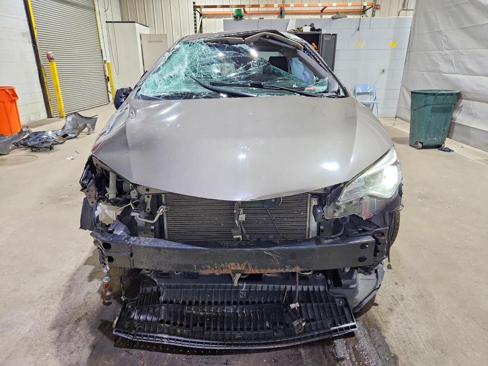 2018 Toyota Corolla მანქანა იყიდება აუქციონზე, vin: 2T1BURHE1JC074956, აუქციონის ნომერი: 54992096