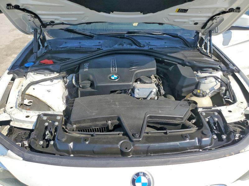 53095386 :رقم المزاد ، WBA8E1G30HNU16507 vin ، 2017 Bmw 320 مزاد بيع