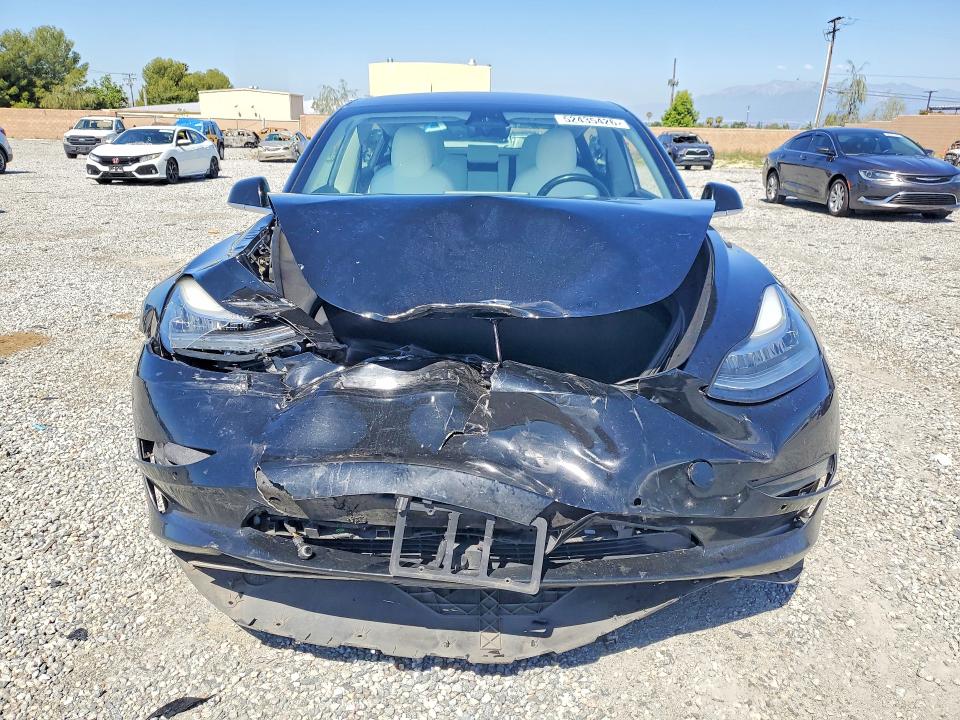 Продаж на аукціоні авто 2018 Tesla Model 3, vin: 5YJ3E1EB4JF085801, номер лоту: 52435426