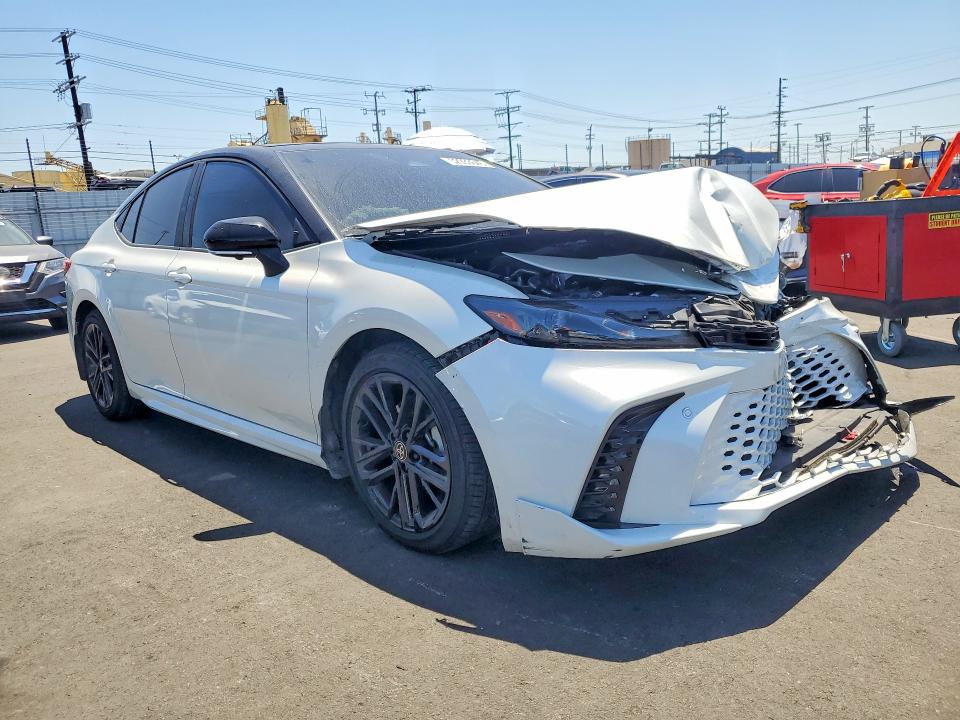 52933646 :رقم المزاد ، 4T1DAACK1SU020380 vin ، 2025 Toyota Camry مزاد بيع