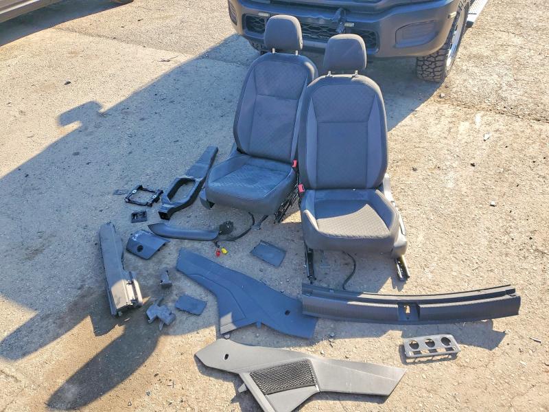 52711706 :رقم المزاد ، 3VV1B7AXXJM075808 vin ، 2018 Volkswagen Tiguan مزاد بيع