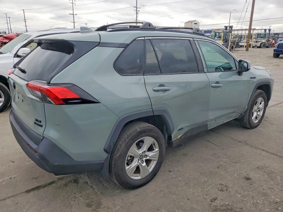 Продажа на аукционе авто 2021 Toyota Rav4, vin: 4T3RWRFV0MU015449, номер лота: 53826046