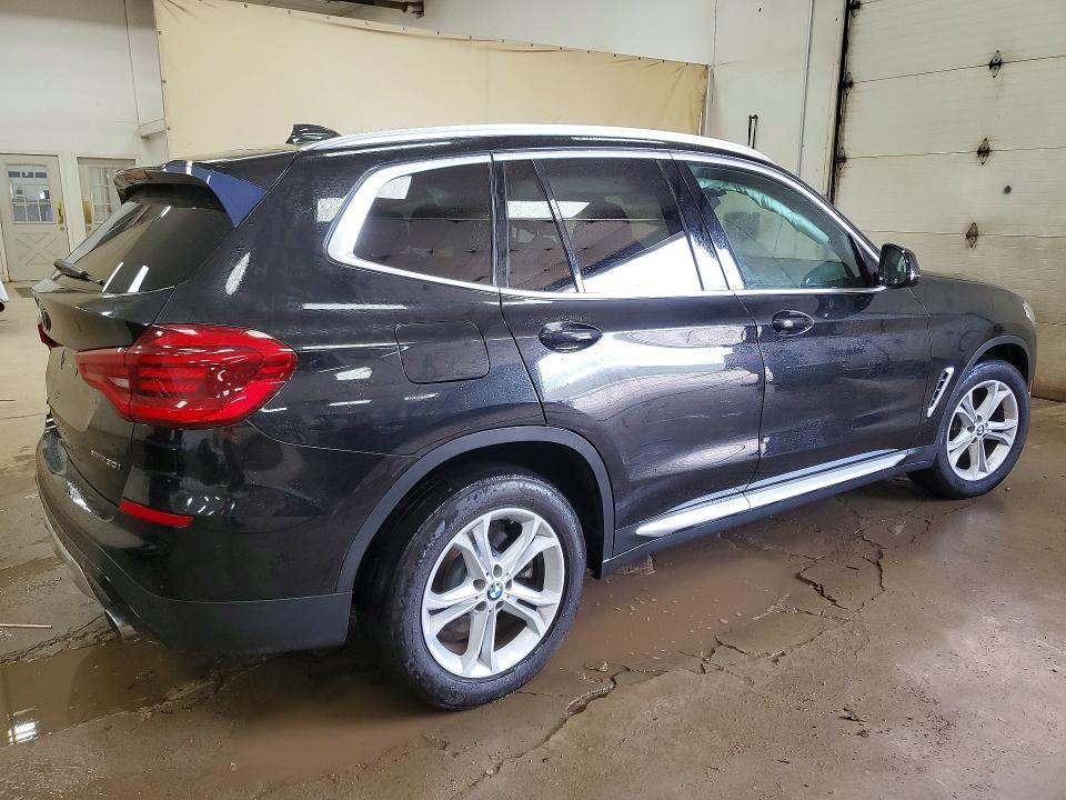 52272106 :رقم المزاد ، 5UXTR9C50KLR08639 vin ، 2019 Bmw X3 مزاد بيع
