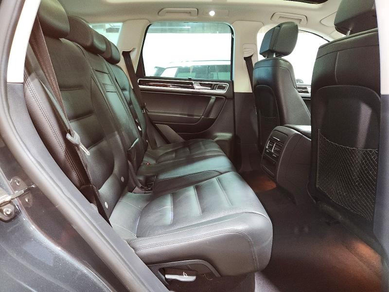 51977156 :رقم المزاد ، WVGEF9BP9GD011449 vin ، 2016 Volkswagen Touareg مزاد بيع