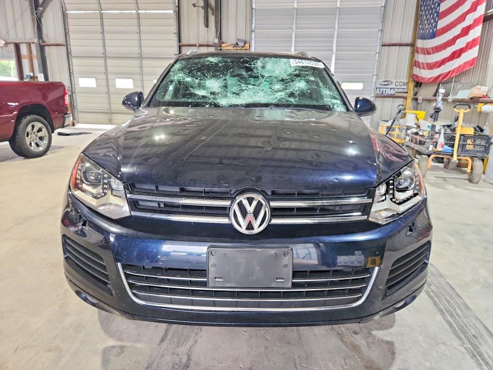 54814536 :رقم المزاد ، WVGEP9BPXED013575 vin ، 2014 Volkswagen Touareg مزاد بيع